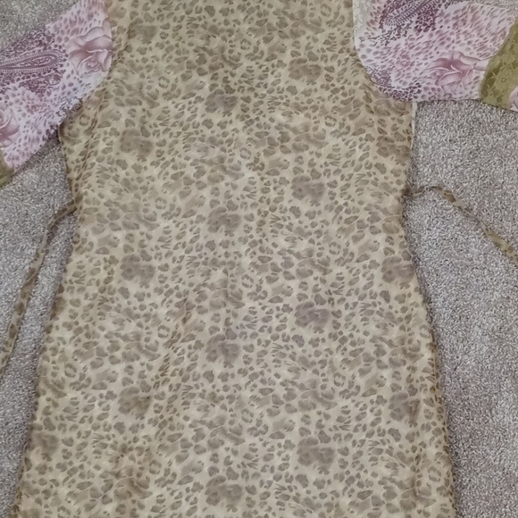 Selene Sport, 1x gown/robe - Picture 5 of 16